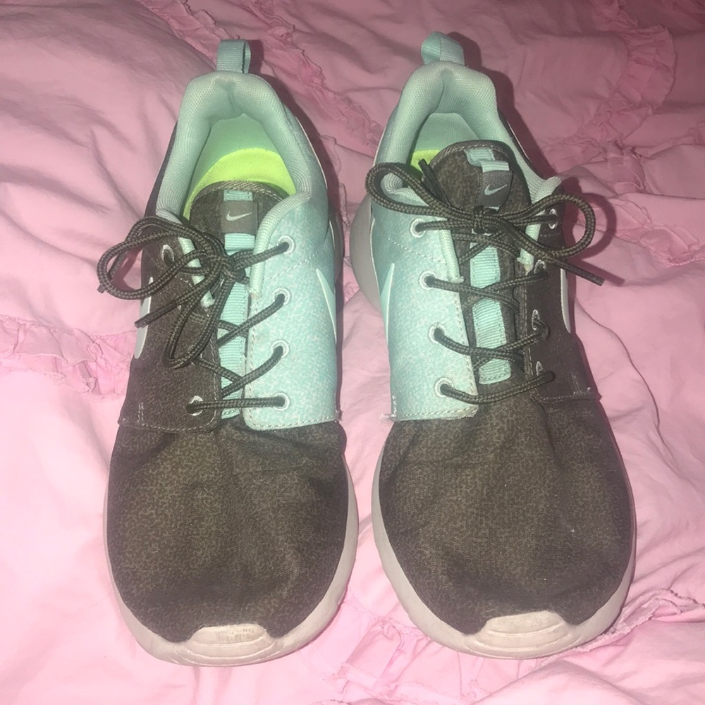 Nike shoes